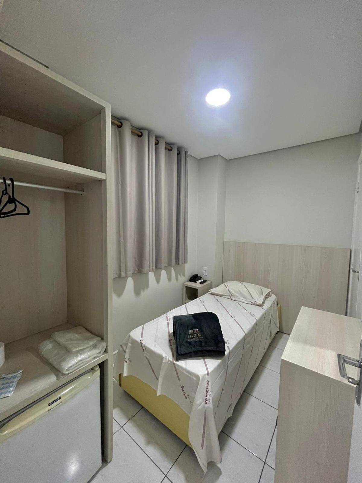Hotel Salomao - Proximo A 25 De Marco, Bom Retiro, Bras E Rua Santa Efigenia, A 2 Minutos Do Mirante Sampa Sky E Pista De Skate Anhangabau São Paulo Exterior foto