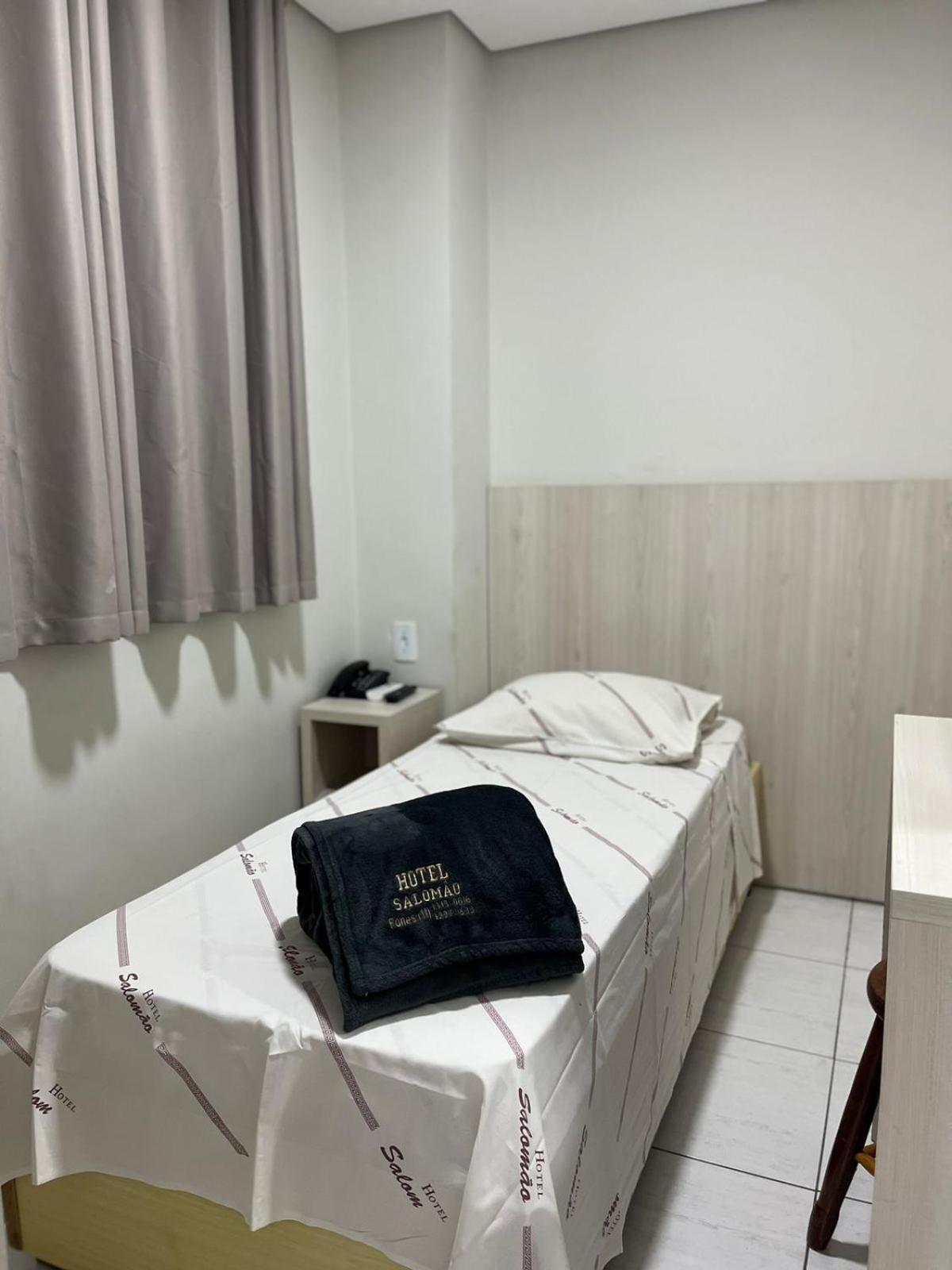 Hotel Salomao - Proximo A 25 De Marco, Bom Retiro, Bras E Rua Santa Efigenia, A 2 Minutos Do Mirante Sampa Sky E Pista De Skate Anhangabau São Paulo Exterior foto