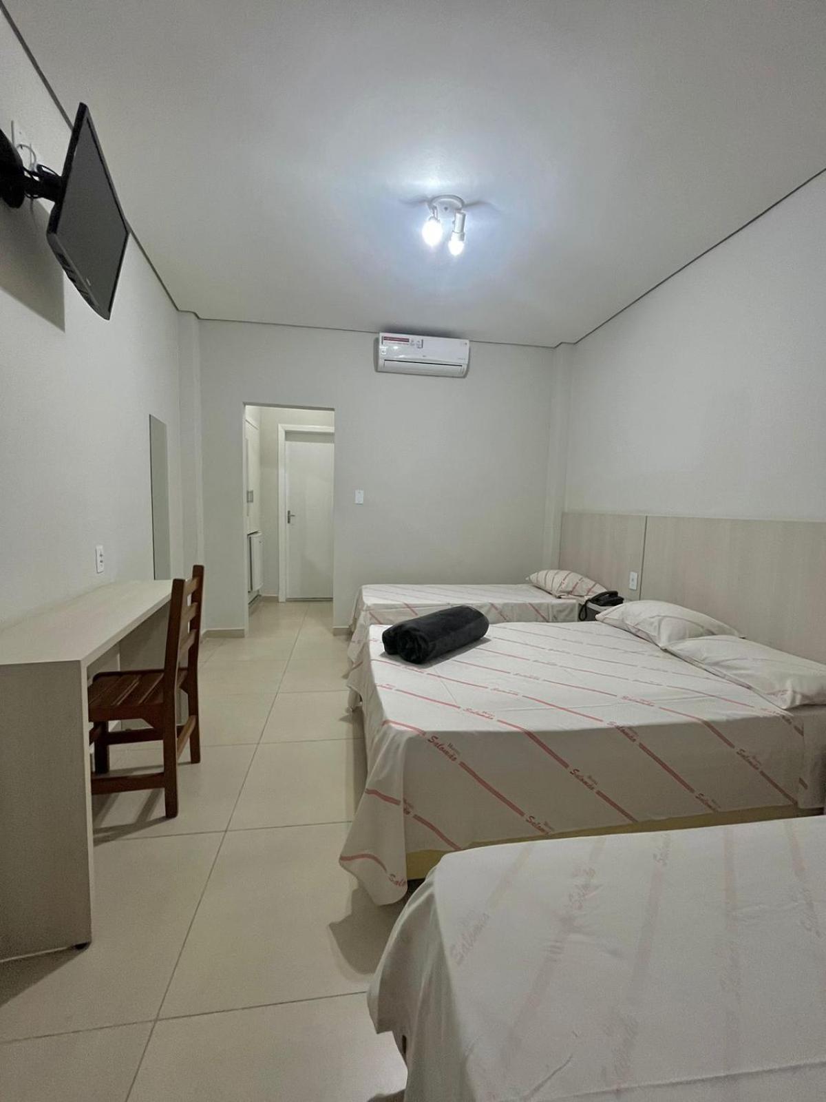Hotel Salomao - Proximo A 25 De Marco, Bom Retiro, Bras E Rua Santa Efigenia, A 2 Minutos Do Mirante Sampa Sky E Pista De Skate Anhangabau São Paulo Exterior foto