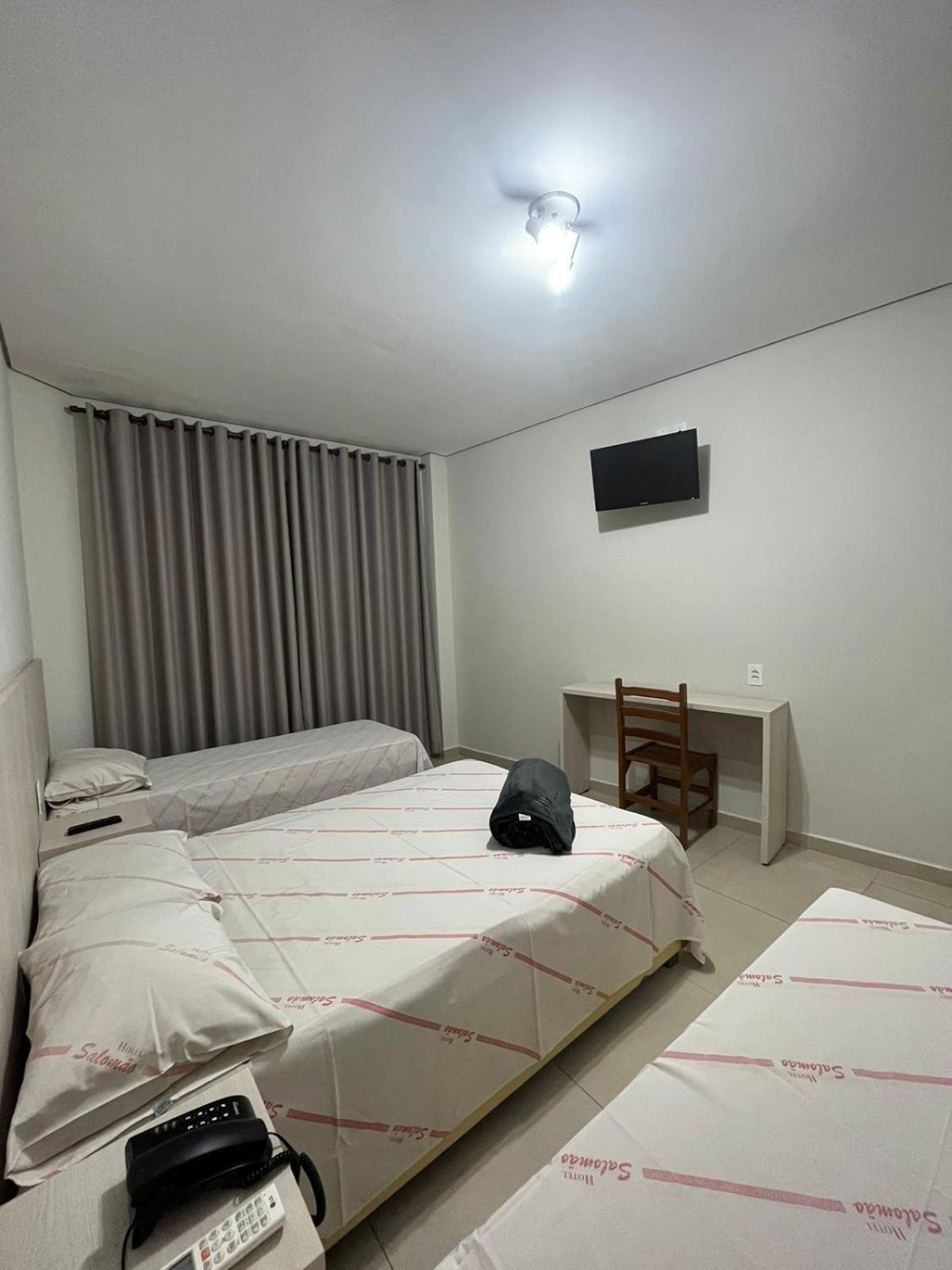 Hotel Salomao - Proximo A 25 De Marco, Bom Retiro, Bras E Rua Santa Efigenia, A 2 Minutos Do Mirante Sampa Sky E Pista De Skate Anhangabau São Paulo Exterior foto
